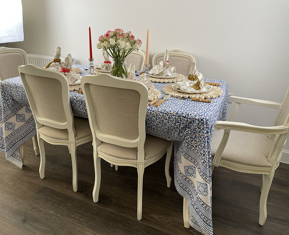 Caspian Blue Dial Tablecloth